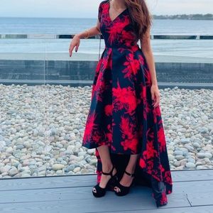 Designer Dress from Bloomingdales Size 4